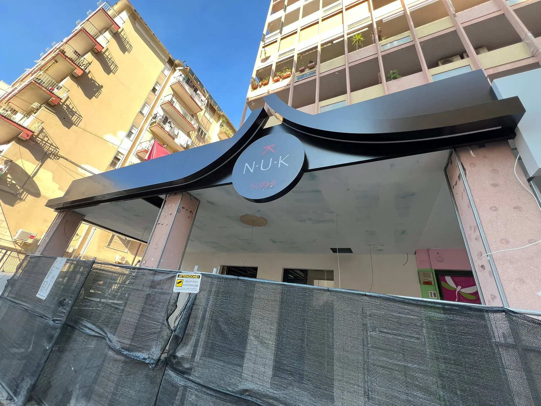 Insegna Ristorante & Bar realizzata da Publimedia One