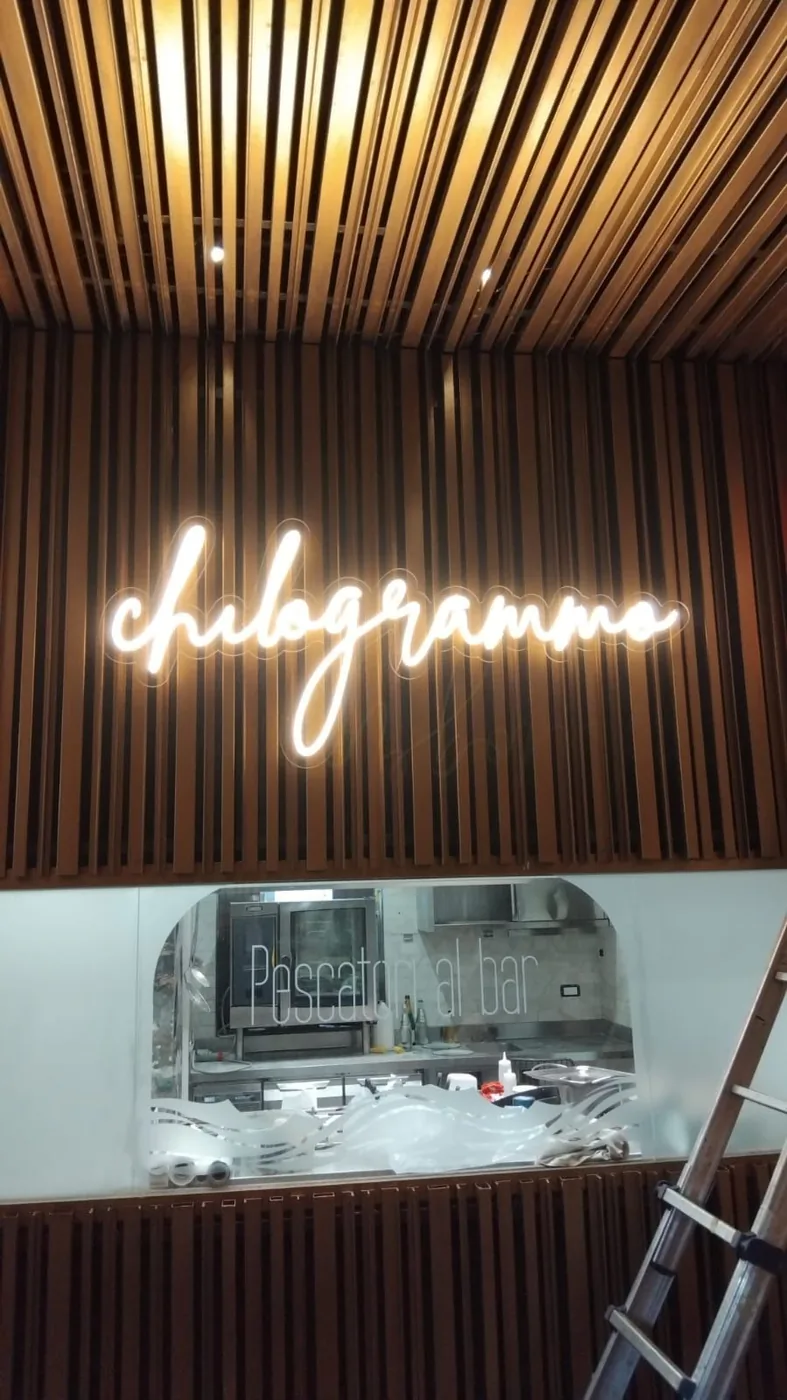 Insegna Ristorante & Bar realizzata da Publimedia One
