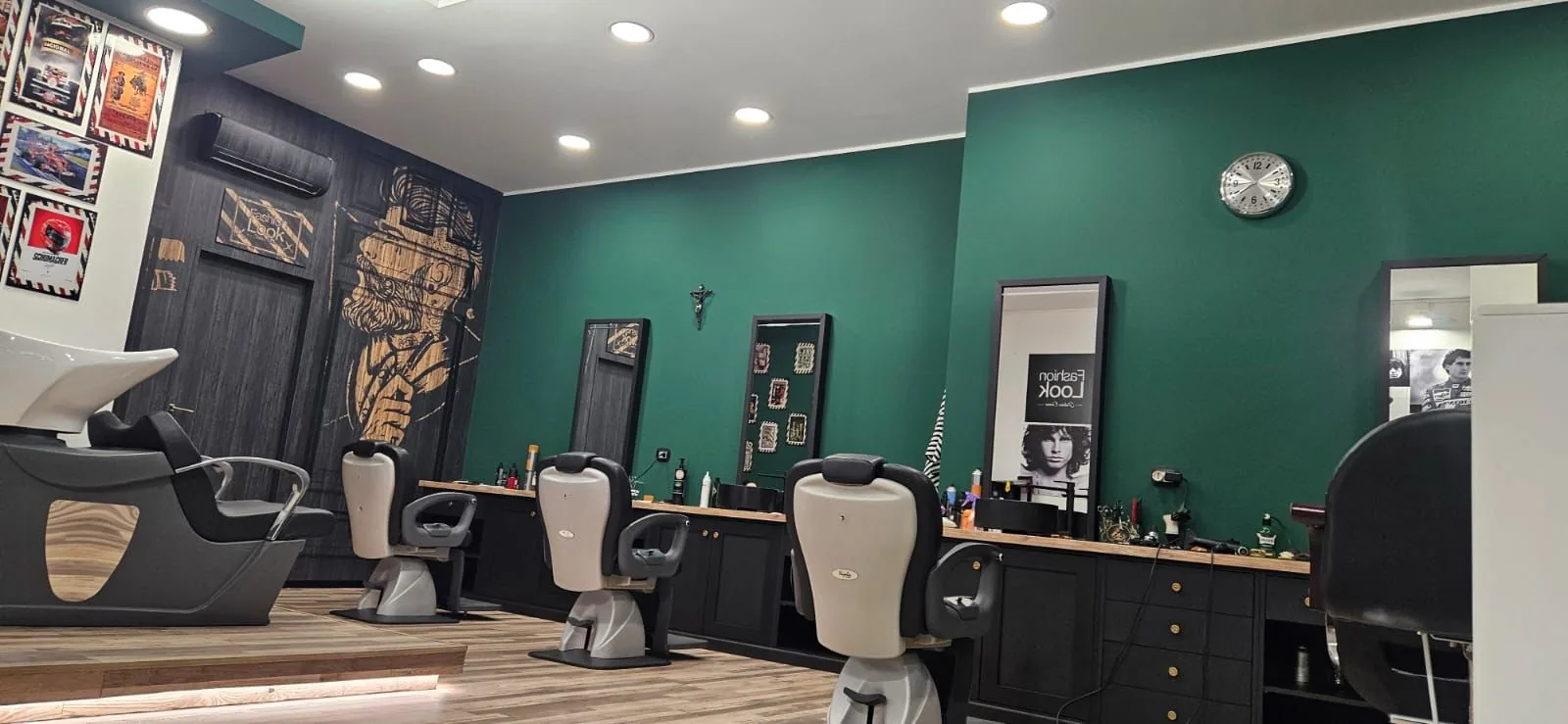 Insegna Salute & Benessere realizzata da Publimedia One