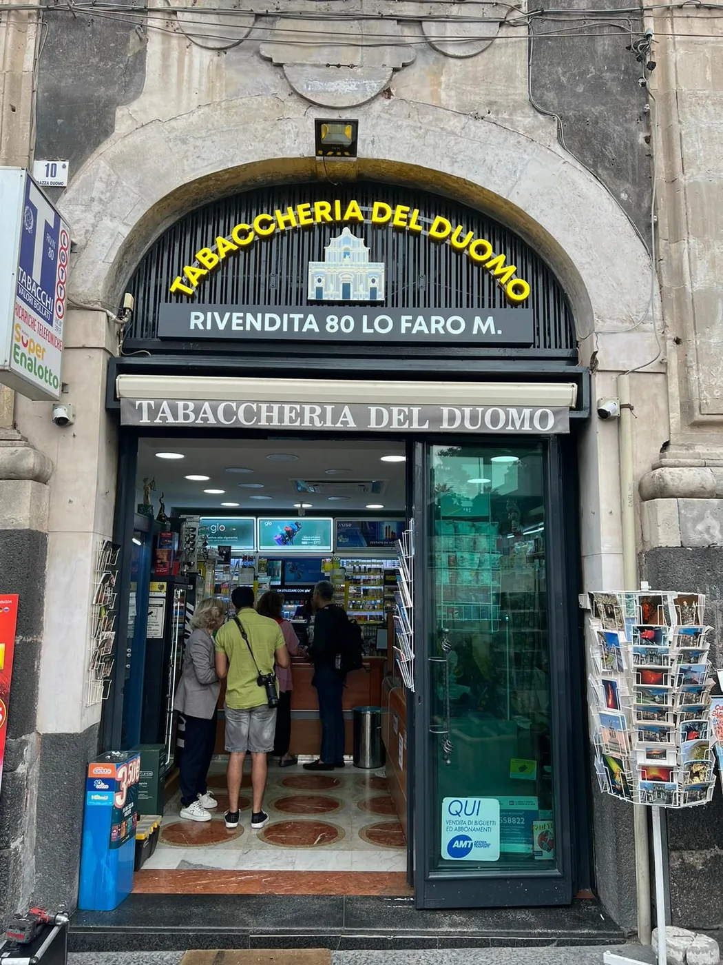 Insegna Shopping & Servizi realizzata da Publimedia One