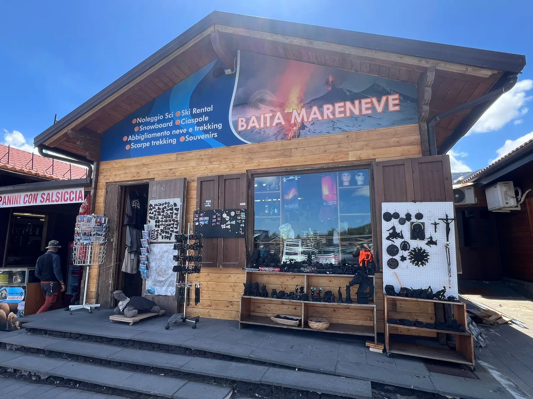 Insegna Shopping & Servizi realizzata da Publimedia One